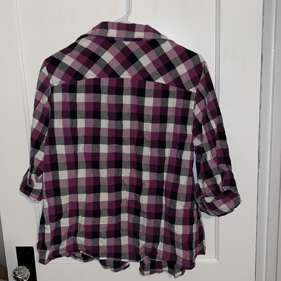 Button up top - Picture 2 of 2